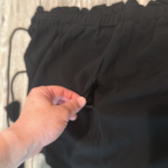 Isabel maternity shorts - Picture 5 of 6